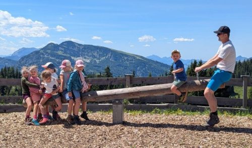 Artikelbild zu Artikel Zwergsteiger des Alpenkranzl Erding erleben abwechslungsreiche Übernachtungstour zum Straubinger Haus